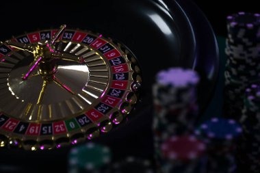 Live dealer studio with multi-camera setup streaming Number Games on mavuika
